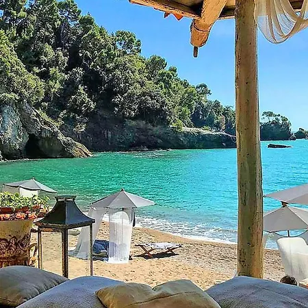 Villa Doria 16 Pax By Villasretreats *