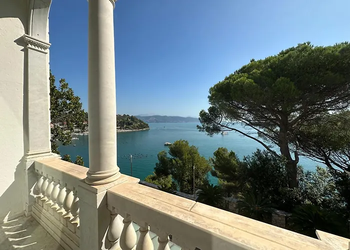 Villa Doria 16 Pax By Villasretreats