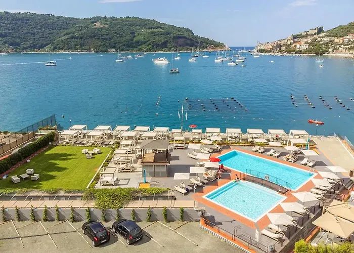 Villa Doria 16 Pax By Villasretreats *